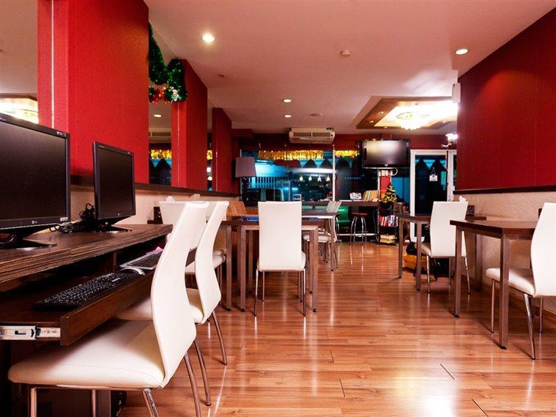 Arawana Express Phromphong Hotel Bangkok Bagian luar foto